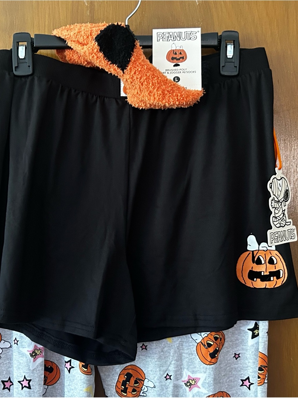 Peanuts pjs bundle - Picture 4 of 12